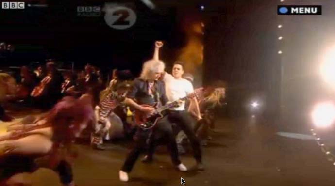 Brian May and Noel Sullivan - Bohemian Rhapsody