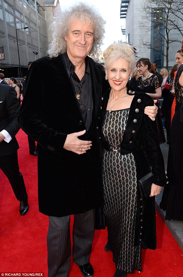 Brian May amd Anita Dobson Oliviers Red Carpet 2014
