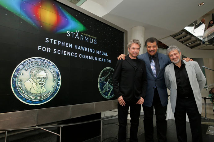 Stephen Hawking Medal awarded 2017