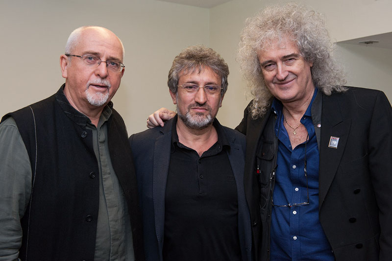 Peter Gabriel, Garik Israelian and Brian May
