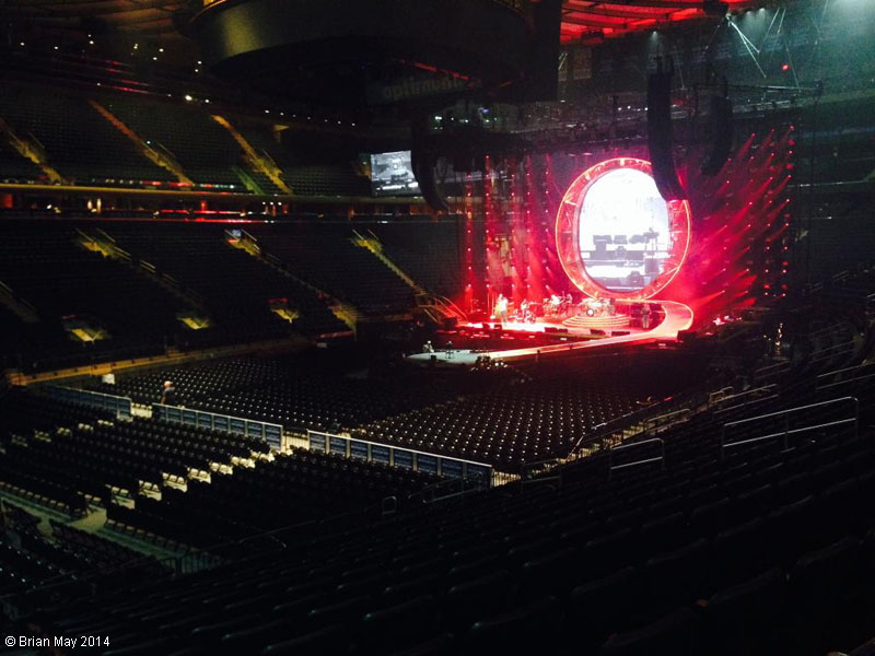 Madison Square Garden awaits audience