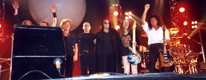 Brian May et al at Wembley 1998