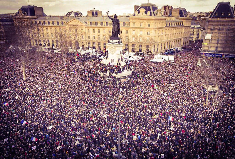 Paris crowd