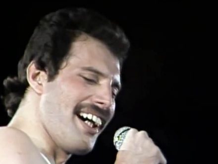 Freddie Buenos Aires - smiling