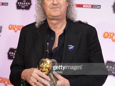 Brian May with Metal Hammer Riff Lord Award