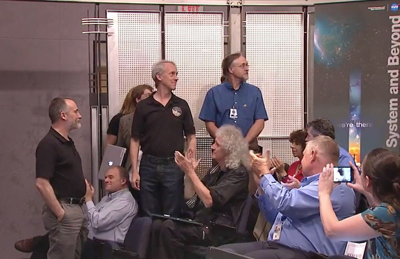 Brian May aplauds New Horizons Team