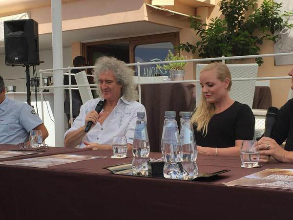 Brian and Kerry at Press Conference