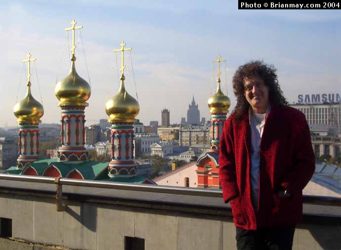 Bri on Kremlin roof on day of Awards