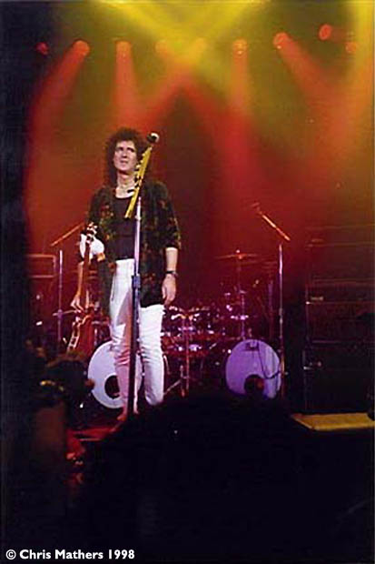Brian on stage Bottom Line, Nagoya
