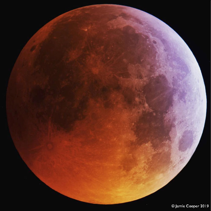 Eclipse - blood moon by Jamie Cooper 21/01/2019