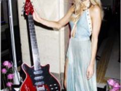 Elle with Brian May guitar