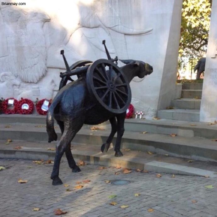 Cenotaph - war horse