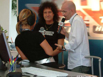 Brian May interviewed pre-show © F & J Tunney 2003