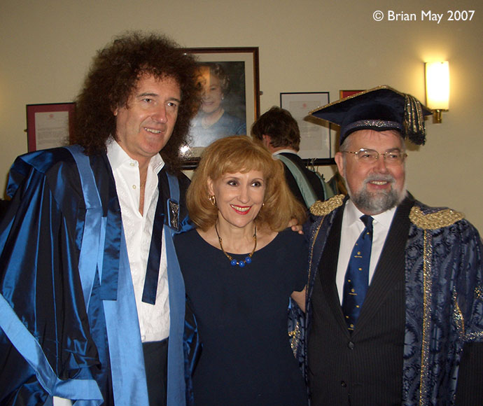 Brian May, Anita Dobson with Prof Michael Brown, Vice-Chancellor of Liverpool John Moore's University 