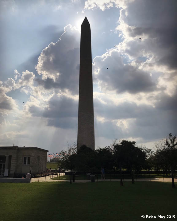 Washington Monument - mono