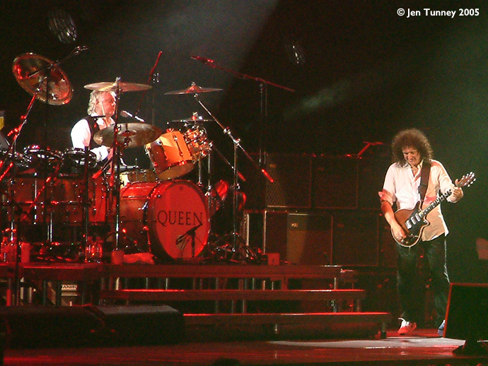 Roger and Brian NEC 6 May 2005 © Jen Tunney