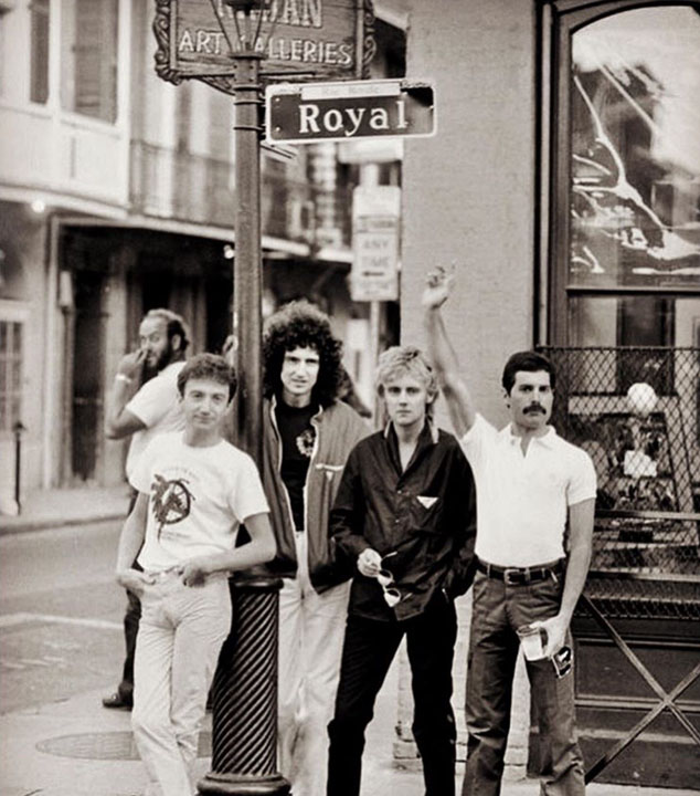 Queen at Royal and Toulouse, New Orleans - black and white