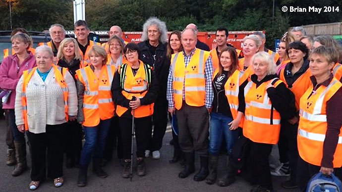Brian May with peaceful protesers