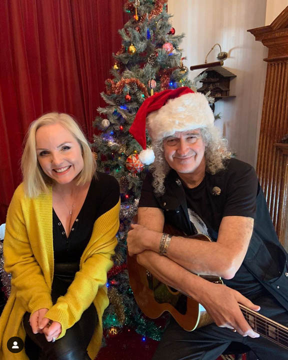 Kerry and Bri - in Santa hat - by Pete Malandrone