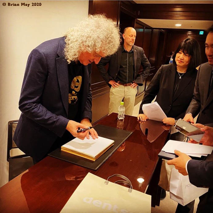Brian signing at Seiko Watches