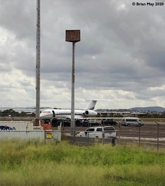 Brisbane Airport - plane on tarmac