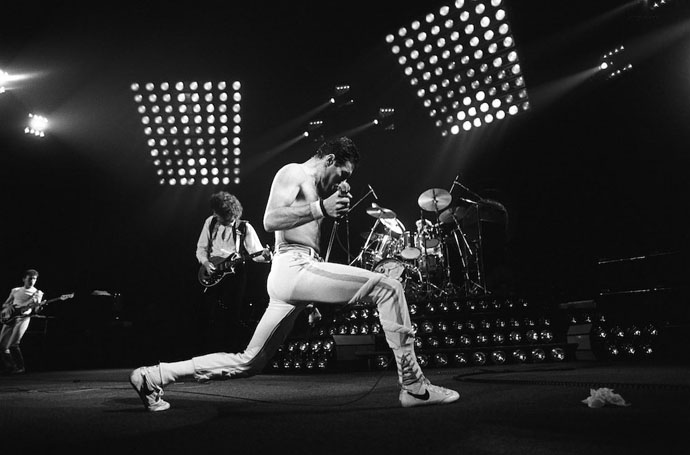 Queen on stage - b&w - Neal Preston