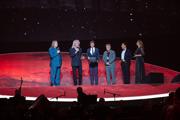 Queen co-founder Brian May accepting the Stephen Hawking medal for science communication. Credit: Starmus 2022.
