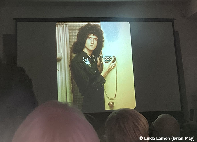 Brian May with stereo camera © Linda Lamon/Brian May