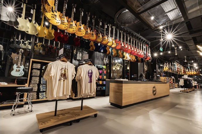 A store with guitars from the ceiling