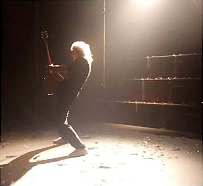 Brian May with AC-30s on Dappy's Rockstar
