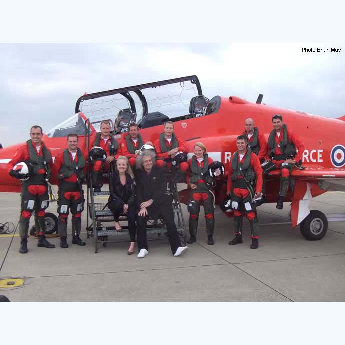 Bri May, Kerry Ellis and The Red Arrows