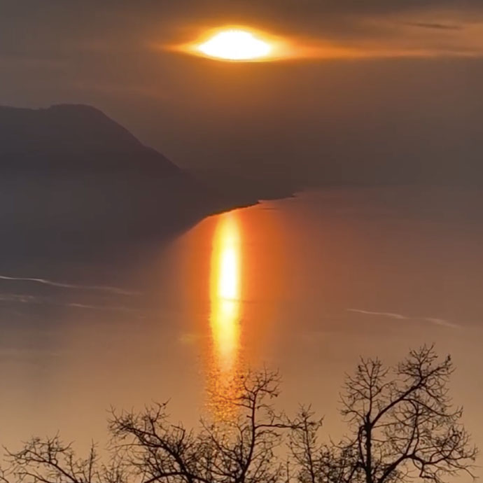 Montreux lake - sunset