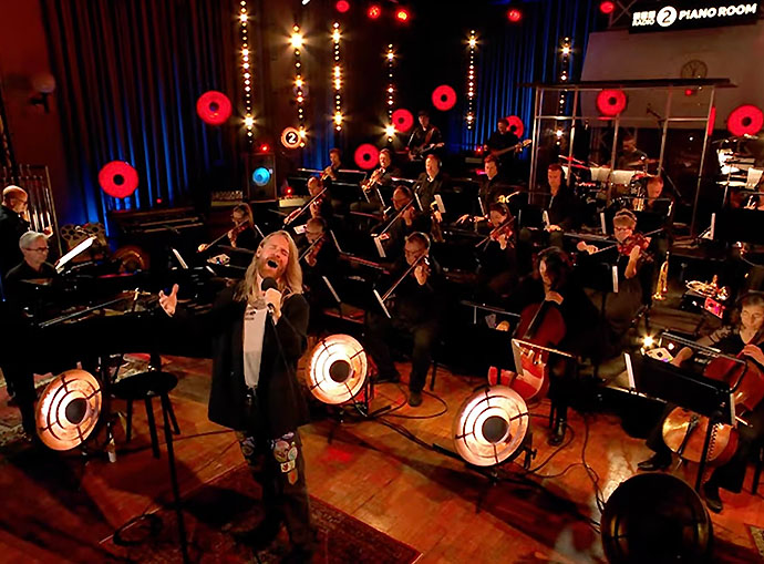 Sam Ryder with BBC Concert Orchestra