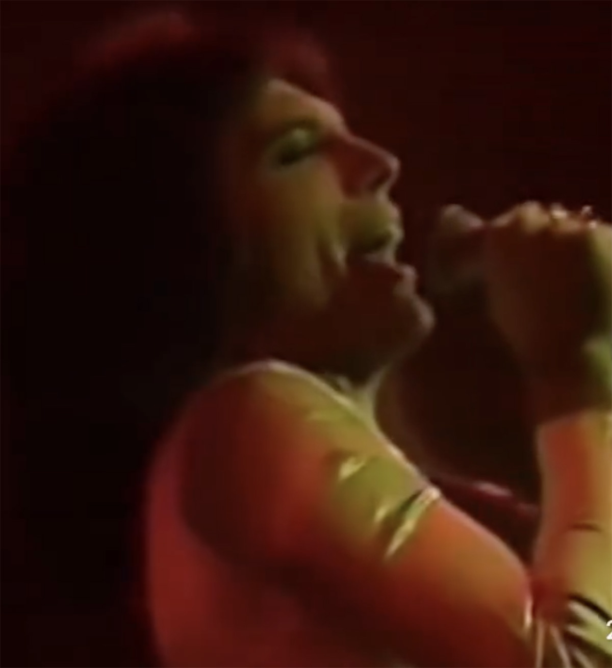 Brian May - Queen live 1974