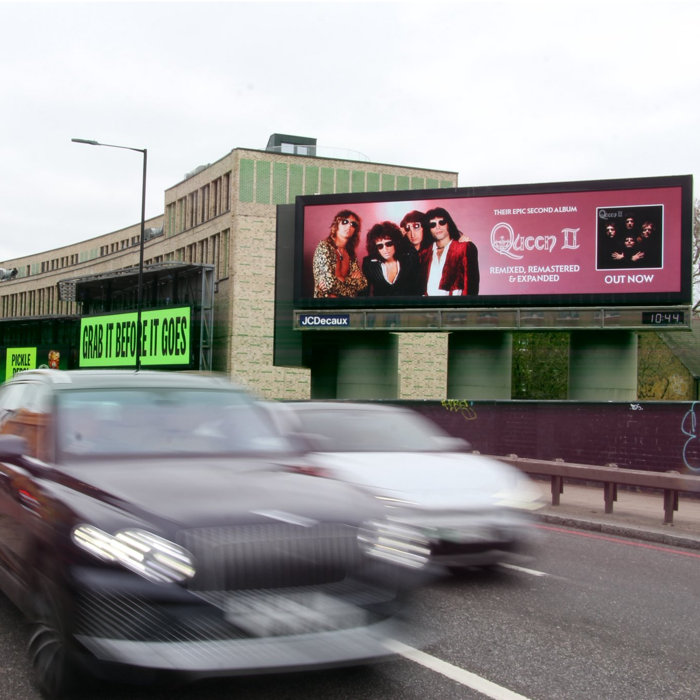 Queen II Billboard