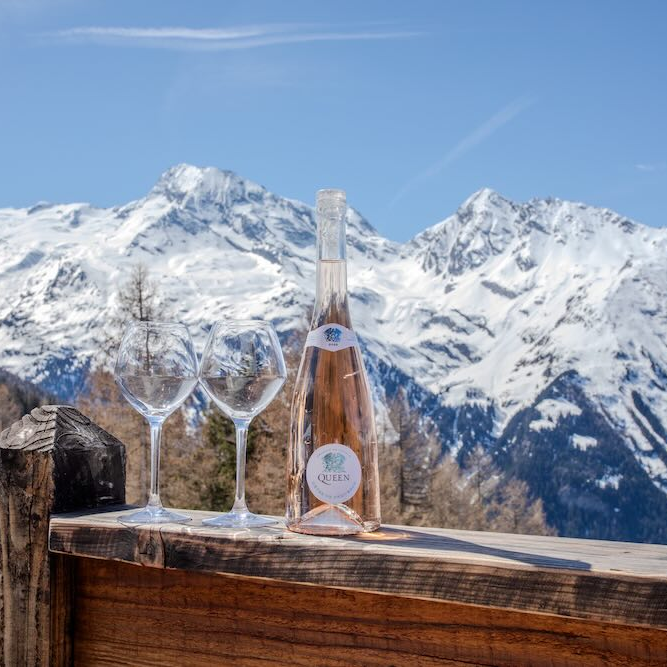 Queen launches new wine